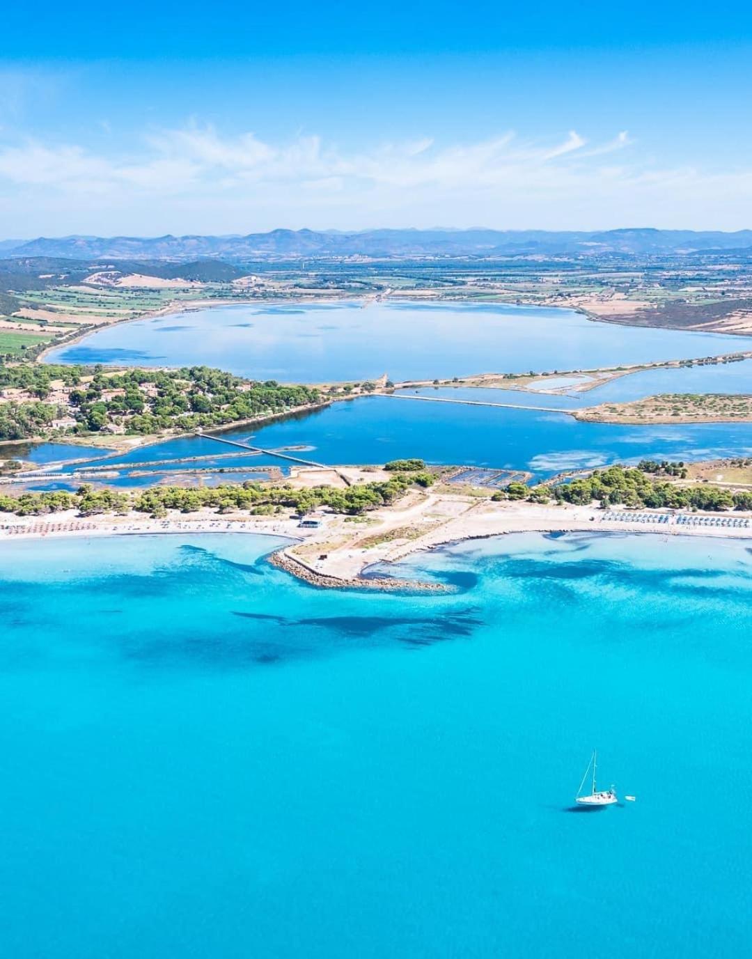 Case Vacanze "Bianco Mare" Porto Pino Exterior foto